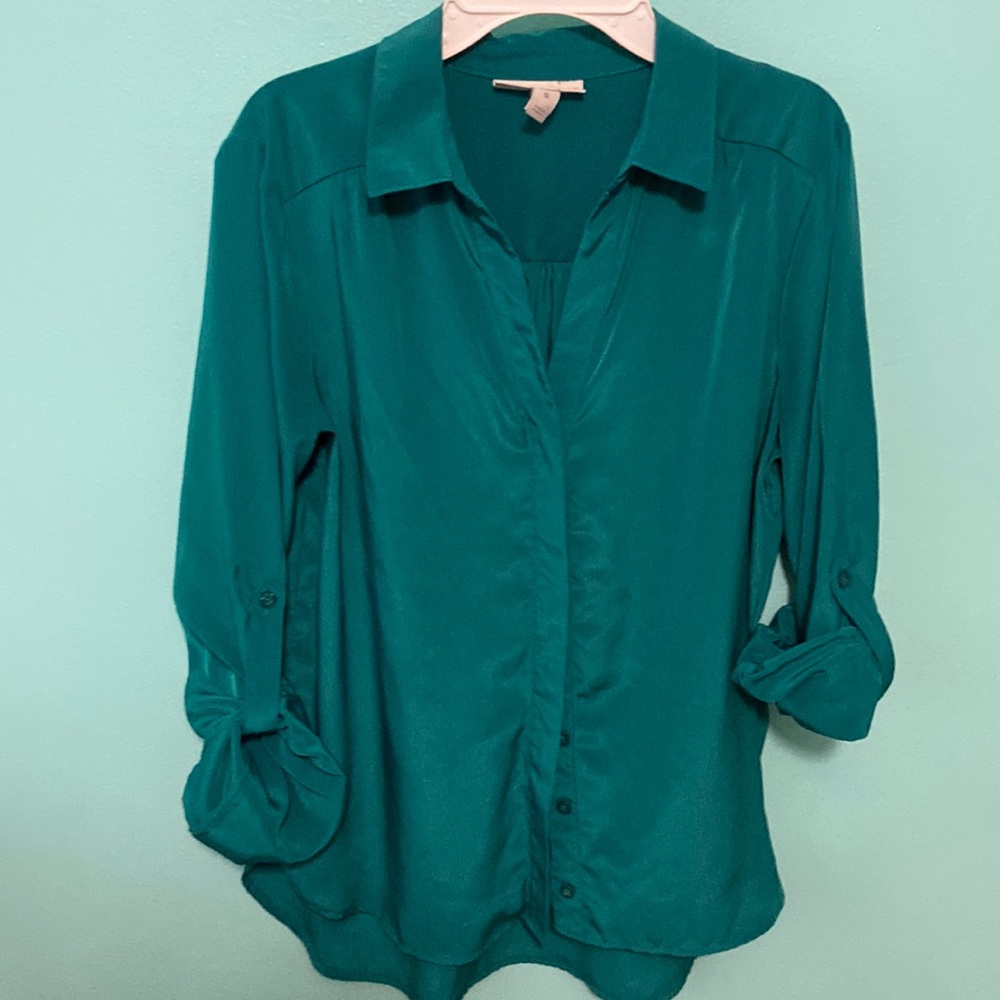 Dana Buchman emerald green long sleeve blouse